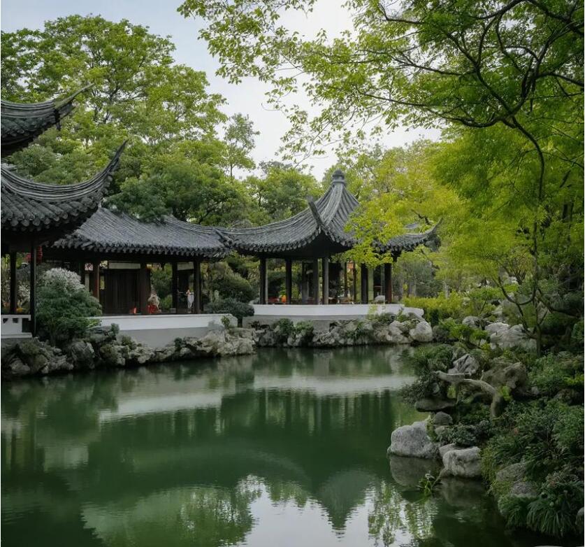 鞍山立山水桃餐饮有限公司